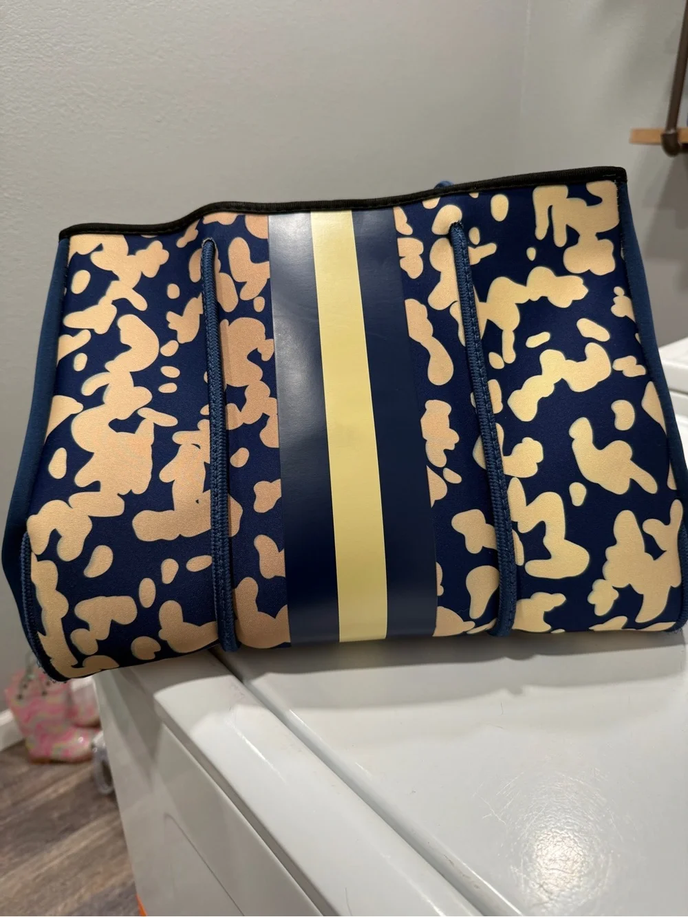 N/A navy gold